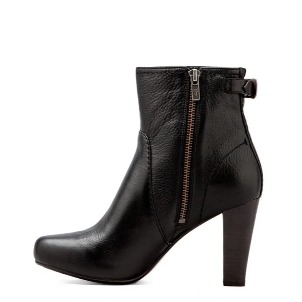 Frye Marissa Zip Short Grey/Taupe Leather Almond Toe Wood Heeled Ankle Booties - Picture 3 of 15